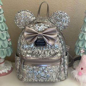 Disney x Loungefly sequins silver Minnie Mouse backpack